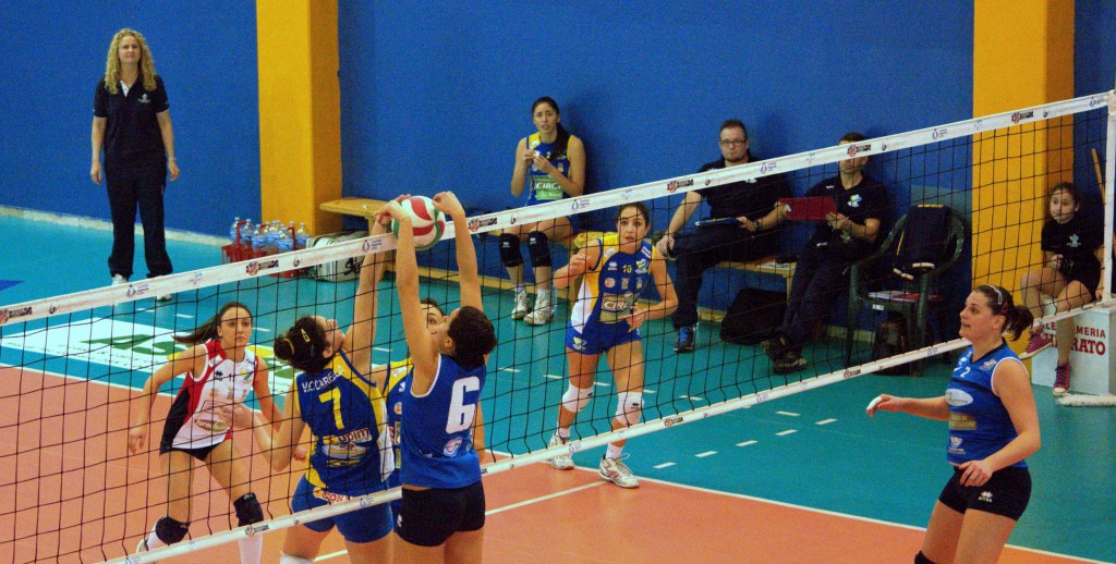 martina_vaccarella_contrasto_Sabaudia_Volley Serramanna_1_3_foto Bennani