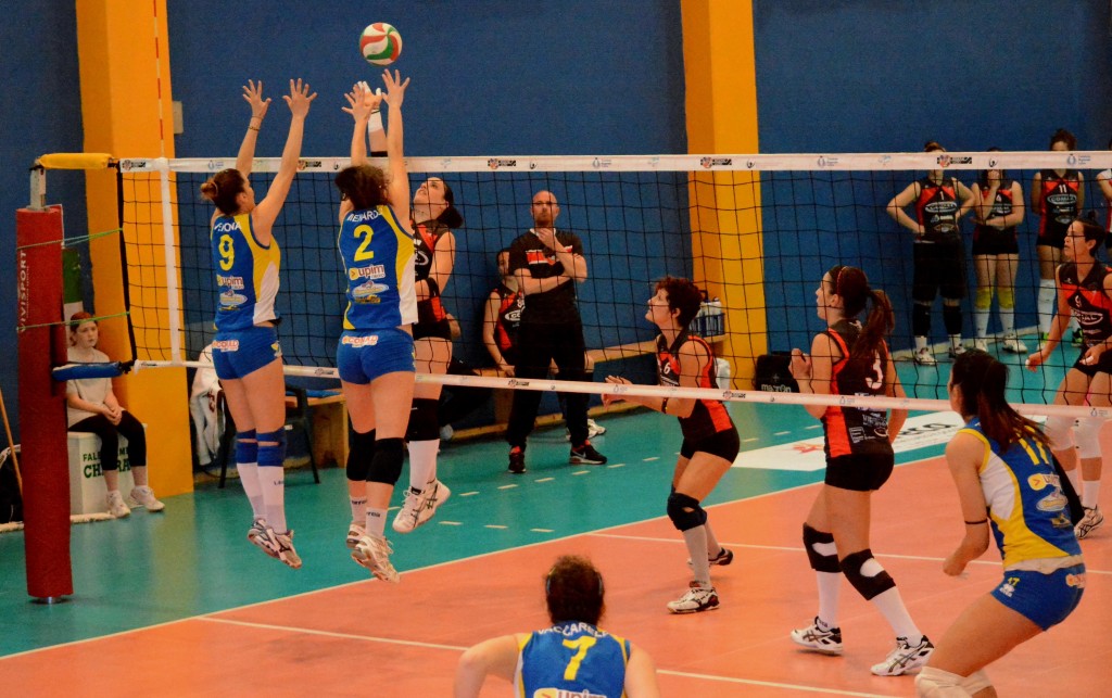 francesca_verona_melanie_menardo_muro_Sabaudia_Civitavecchia_3_0_foto Bennani