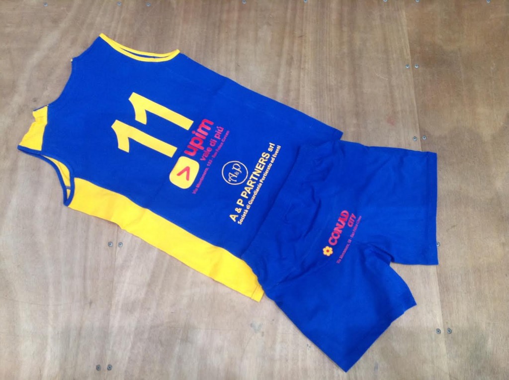 1B_sabaudia_pallavolo_new_kit_2014_2015