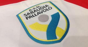 small_logo_tessuto_sabaudia_pallavolo_new_kit_2014_2015